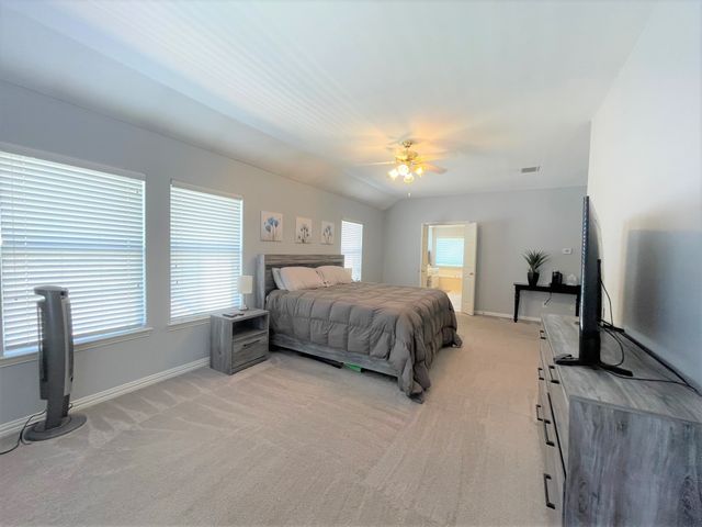 1121 Mason Street, Lantana, TX 76226