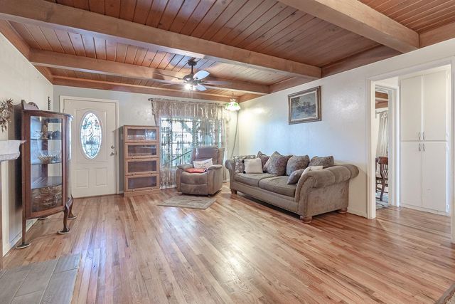 245 School Ave, Oakdale, CA 95361