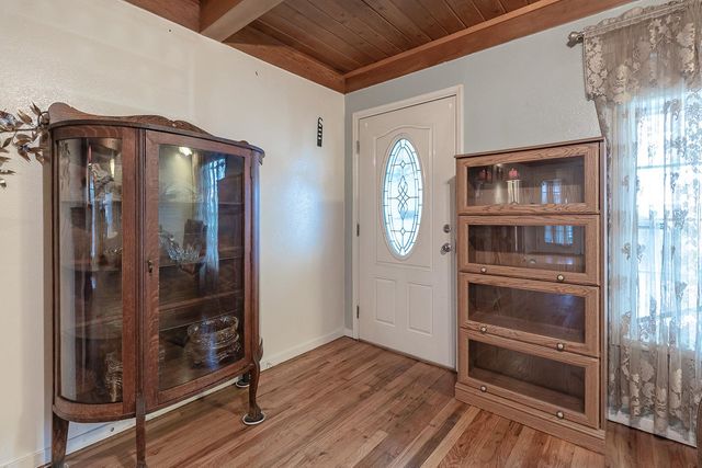 245 School Ave, Oakdale, CA 95361