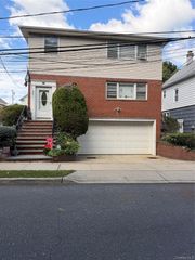 210 Orchard Street, Westbury, NY 11590