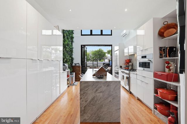 2310 1ST ST NW, Washington, DC 20001
