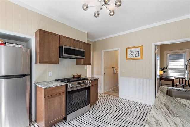94 Grove Street 2, Providence, RI 02909