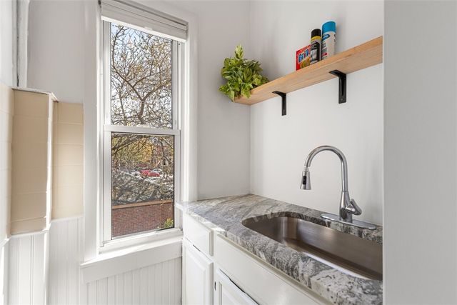 94 Grove Street 2, Providence, RI 02909