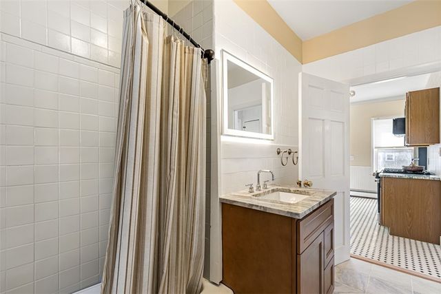 94 Grove Street 2, Providence, RI 02909