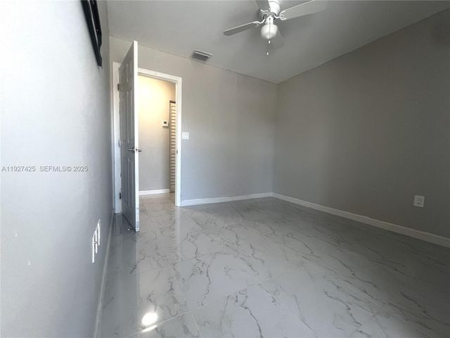 14731 N Beckley Sq, Davie, FL 33325