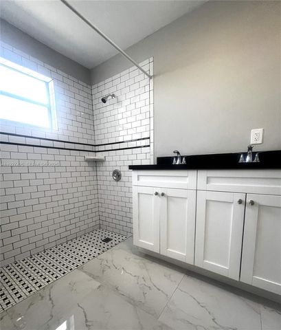 14731 N Beckley Sq, Davie, FL 33325