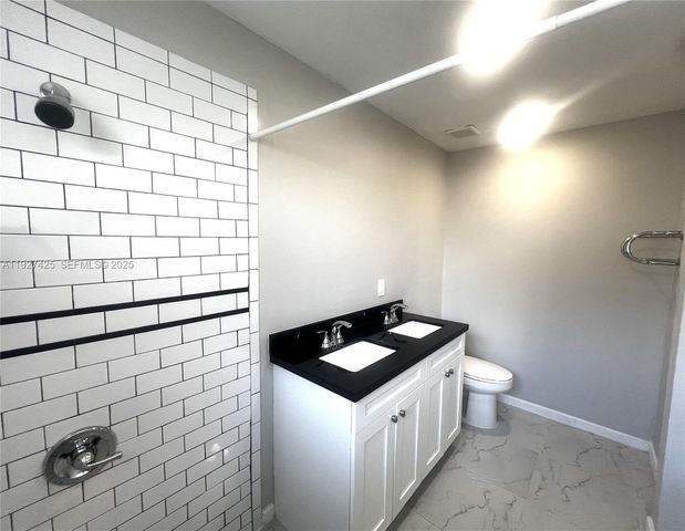 14731 N Beckley Sq, Davie, FL 33325