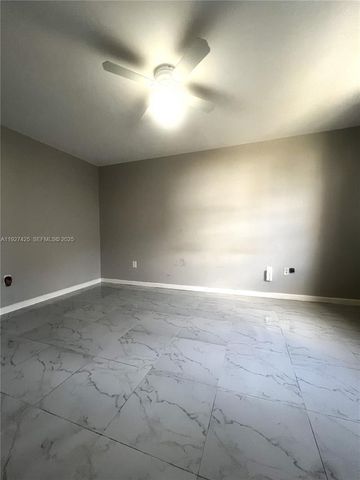 14731 N Beckley Sq, Davie, FL 33325