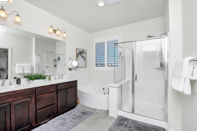 167 Davisco Dr, Oakley, CA 94561