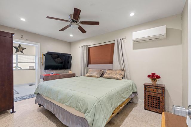 1129 NE 16th Street, Fort Lauderdale, FL 33304