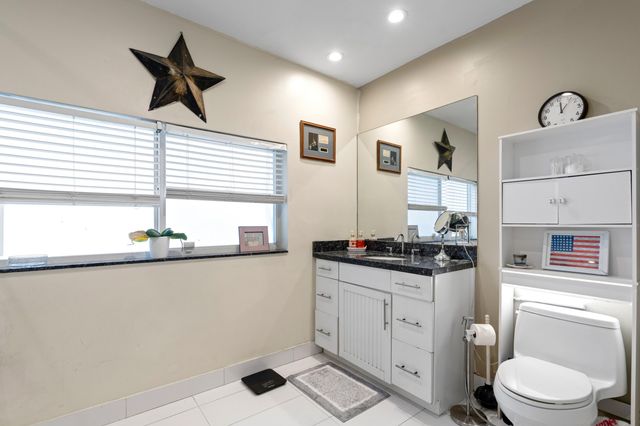 1129 NE 16th Street, Fort Lauderdale, FL 33304