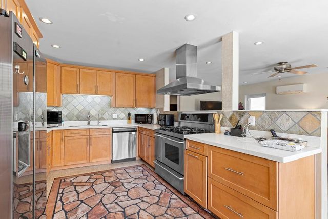 1129 NE 16th Street, Fort Lauderdale, FL 33304