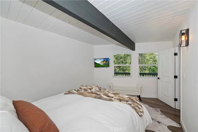 24601 Geneva Drive, Crestline, CA 92325