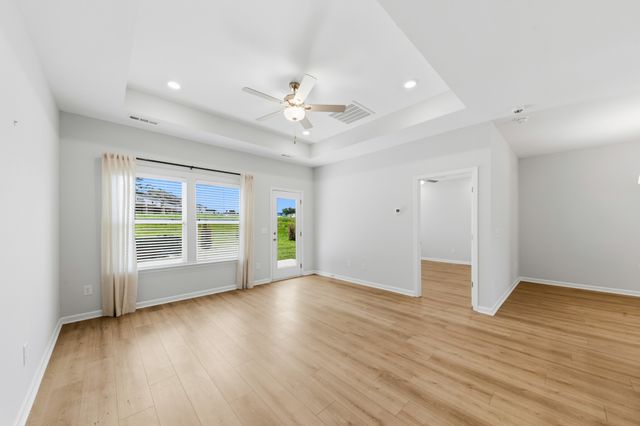 5124 Pace Park Cir, Columbia, TN 38401