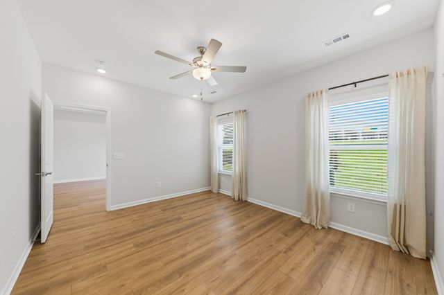 5124 Pace Park Cir, Columbia, TN 38401