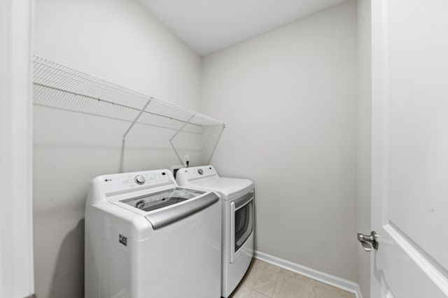 5124 Pace Park Cir, Columbia, TN 38401