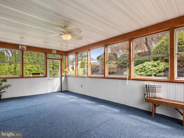 913 BAYLOWELL DR, West Chester, PA 19380