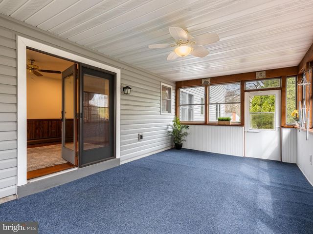 913 BAYLOWELL DR, West Chester, PA 19380