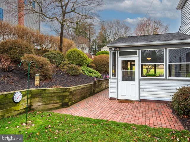 913 BAYLOWELL DR, West Chester, PA 19380