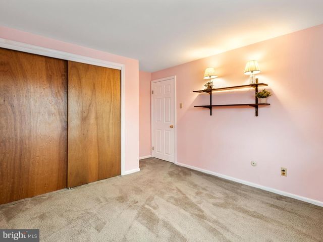 913 BAYLOWELL DR, West Chester, PA 19380