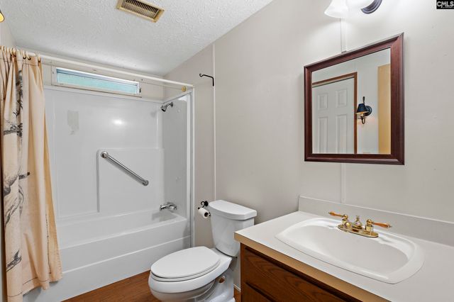 336 Ashley Creek Dr., Elgin, SC 29045