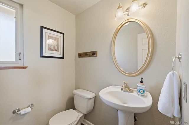 6560 Winnebago Way, Sedalia, CO 80135