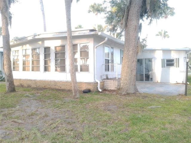 112 PALM DRIVE B, Eustis, FL 32726