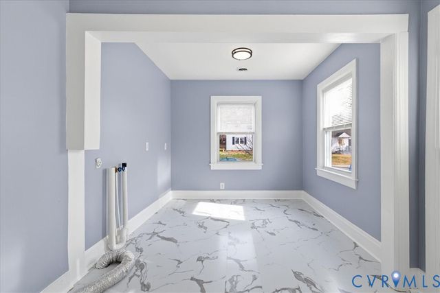 718 Kensington Ave, Colonial Heights, VA 23834