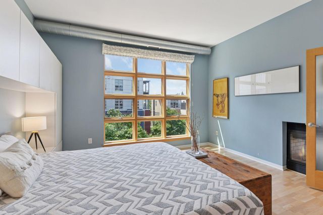 2840 Bryant Avenue S E302, Minneapolis, MN 55408