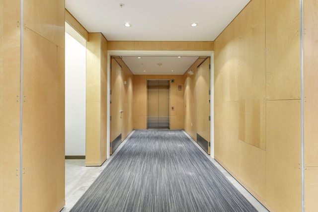 2840 Bryant Avenue S E302, Minneapolis, MN 55408