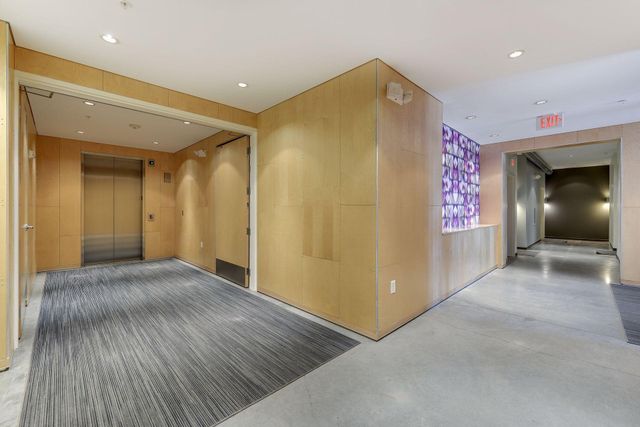 2840 Bryant Avenue S E302, Minneapolis, MN 55408