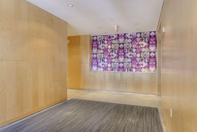 2840 Bryant Avenue S E302, Minneapolis, MN 55408