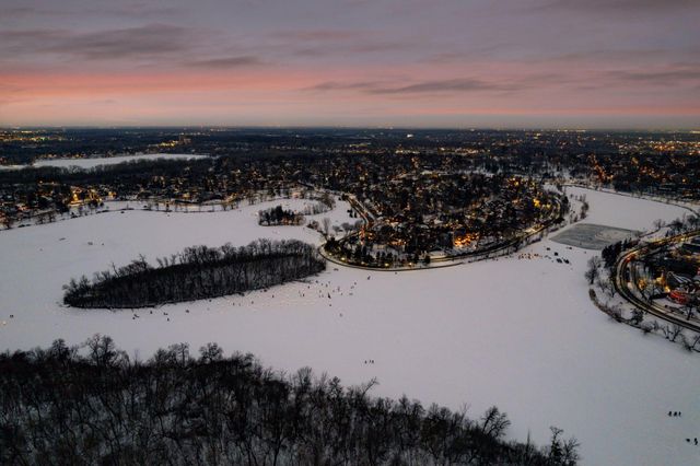 2840 Bryant Avenue S E302, Minneapolis, MN 55408