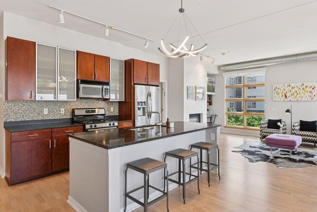 2840 Bryant Avenue S E302, Minneapolis, MN 55408