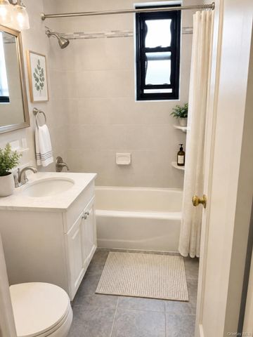 140-14 28th Road 6A, Flushing, NY 11354