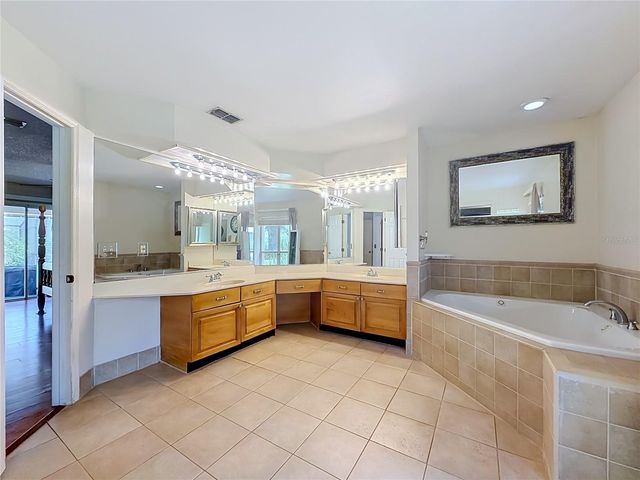 5427 SAGO PALM COURT, Orlando, FL 32819