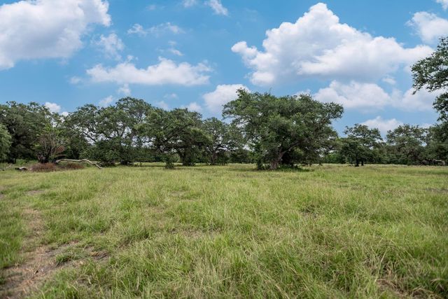 TBD Fm 530, Hallettsville, TX 77964