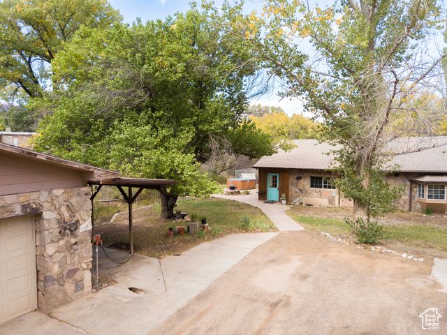 2711 OLD CITY PARK, Moab, UT 84532