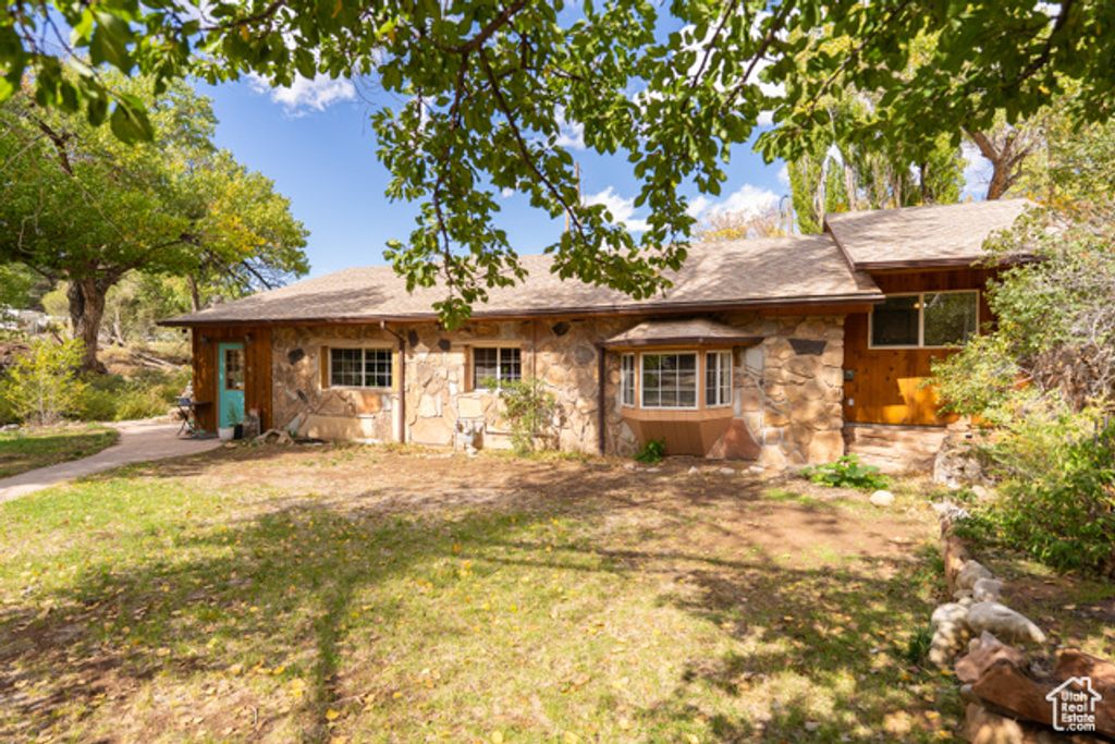 2711 OLD CITY PARK, Moab, UT 84532