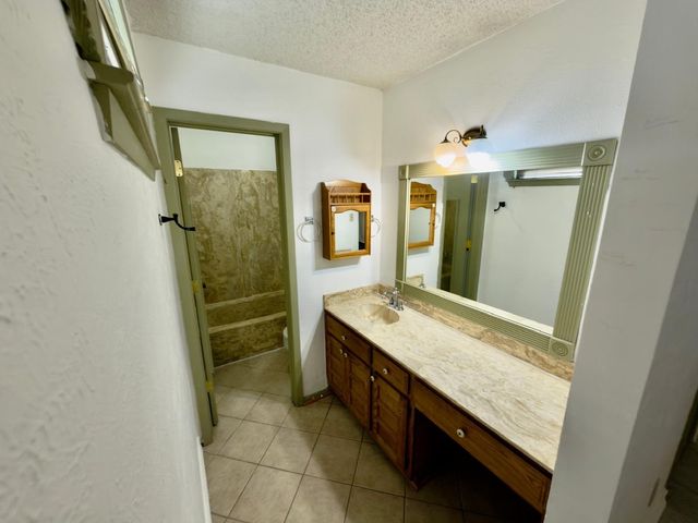 301 E Milas Lane, Glenn Heights, TX 75154