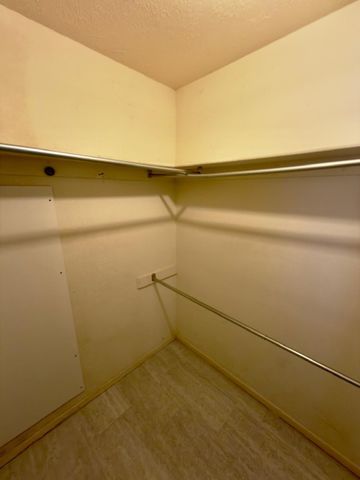 301 E Milas Lane, Glenn Heights, TX 75154