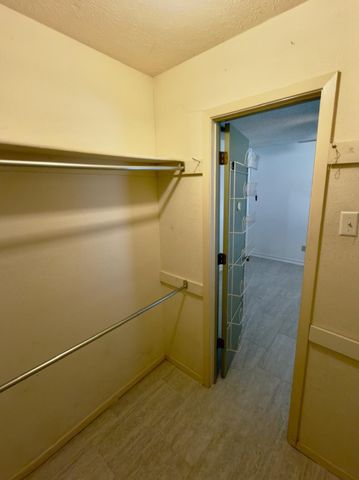 301 E Milas Lane, Glenn Heights, TX 75154