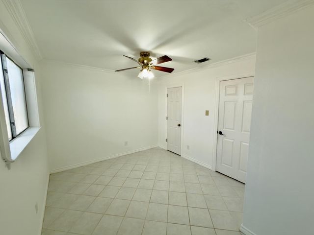 301 E Milas Lane, Glenn Heights, TX 75154