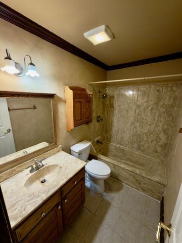 301 E Milas Lane, Glenn Heights, TX 75154