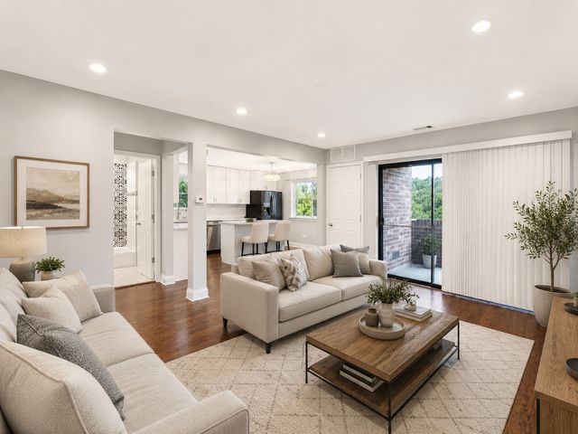 14949 Lakeview Drive 102, Orland Park, IL 60462