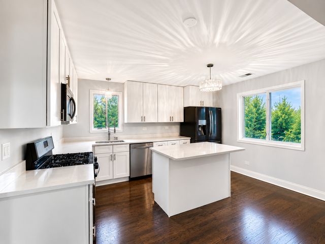 14949 Lakeview Drive 102, Orland Park, IL 60462