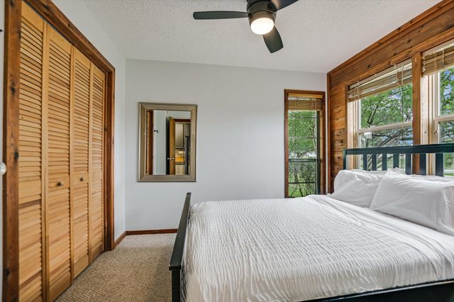 424 Bedford DR, Spicewood, TX 78669