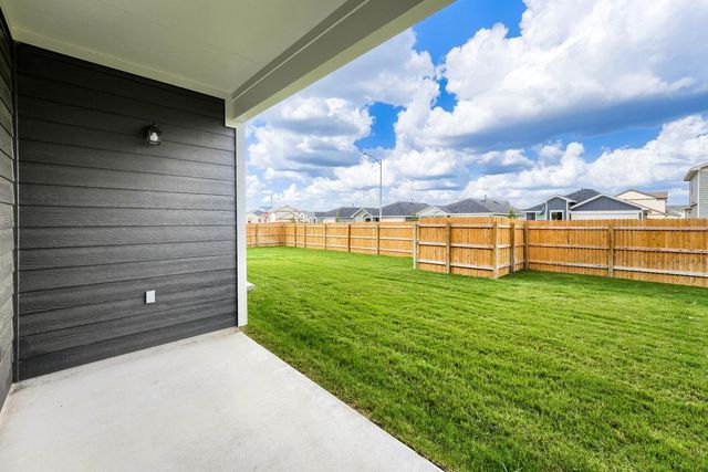 200 CONSTANZA TRL, Bastrop, TX 78602
