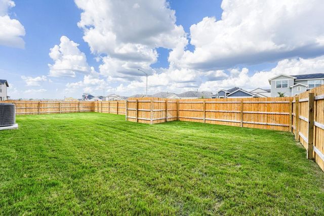 200 CONSTANZA TRL, Bastrop, TX 78602