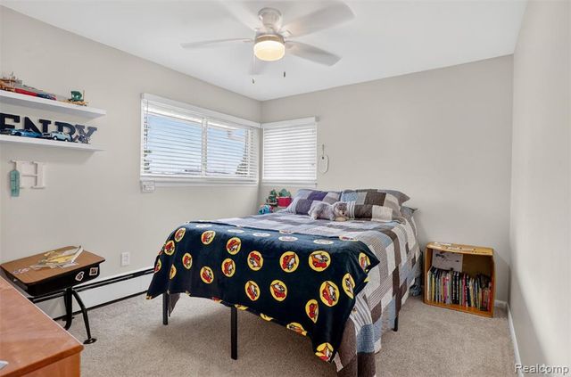 95 Windsor Road, Rochester Hills, MI 48307